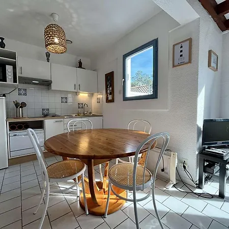 Maison 3 Pieces Pres De La - - Fr-1-246a-249 *